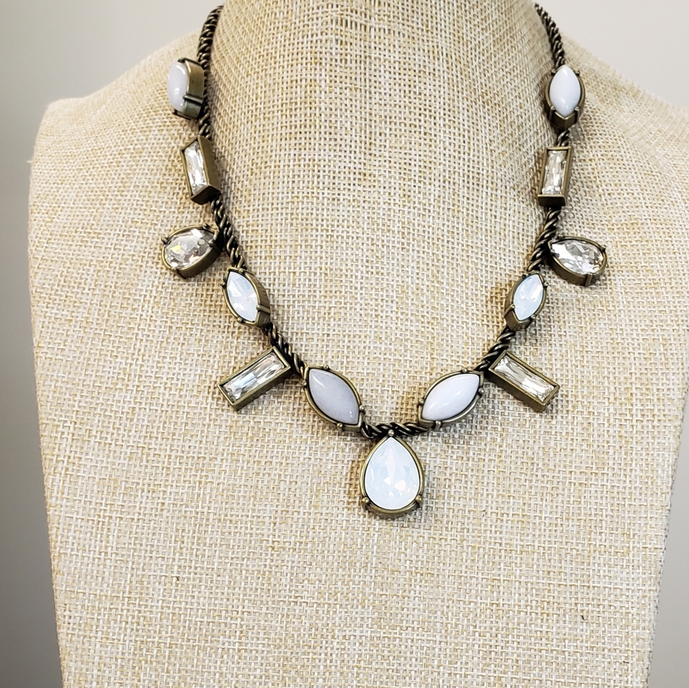 Silpada Vintage KR Collection crystal antique brass Swarovski moonstone necklace - Picture 4 of 10